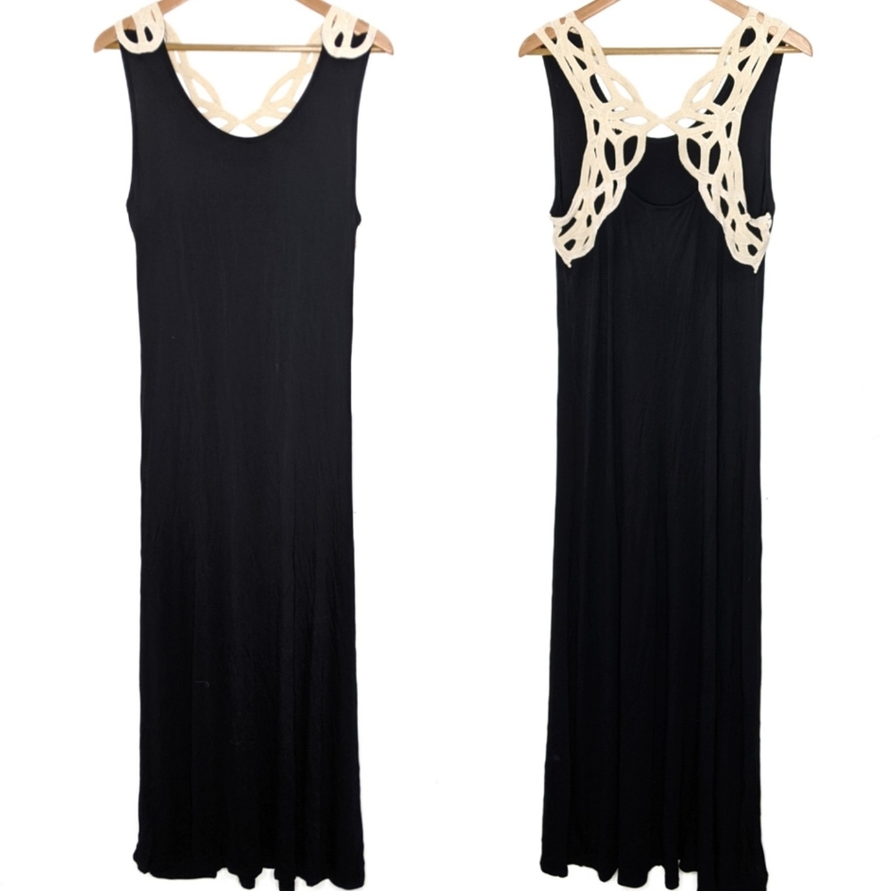 Vanilla Bay black and white crochet maxi